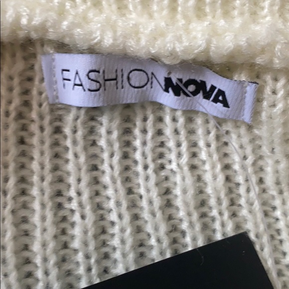 Crop Cozy Sweater - Picture 3 of 3